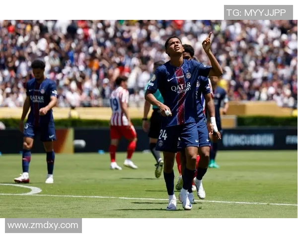 足总杯精彩对决拜仁绝杀巴黎圣日耳曼全场沸腾瞬间回顾