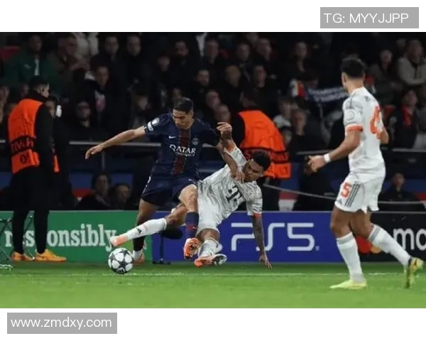 中超激战巴黎圣日耳曼大胜拜仁红牌事件引发全场热议