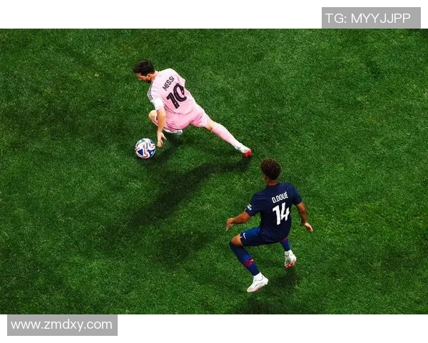 中超精彩对决波尔图与巴黎圣日耳曼战成平局补时进球引发全场狂欢 中超精彩对决波尔图与巴黎圣日耳曼战成平局补时进球引发全场狂欢