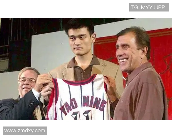 湖人队姚明球员的传奇故事与NBA生涯的辉煌成就解析
