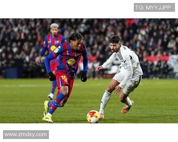 德甲精彩对决切尔西大胜巴萨神奇扑救点燃全场激情