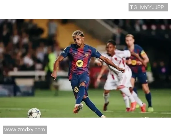 德甲焦点战拜仁与巴萨战平帽子戏法引发转会热议