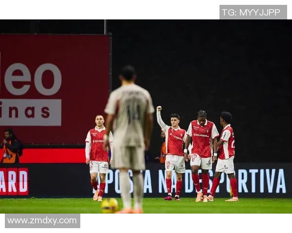 波尔图逆袭多特蒙德3-0胜利引发转会风波全场沸腾