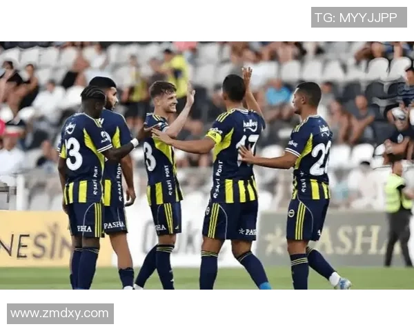 意甲激战本菲卡险胜里昂点球大战引发全场狂欢与转会热议