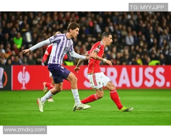 中超精彩对决巴黎圣日耳曼逆转曼联全场沸腾瞬间回顾与分析 中超精彩对决巴黎圣日耳曼逆转曼联全场沸腾瞬间回顾与分析