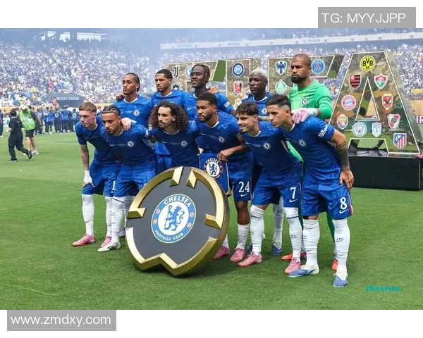 欧联杯精彩对决切尔西与巴黎圣日耳曼战成平局红牌事件引发全场热议