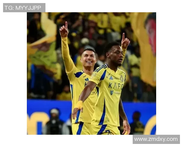 中超精彩对决拜仁逆转曼城补时绝杀引全场狂欢 中超精彩对决拜仁逆转曼城补时绝杀引全场狂欢