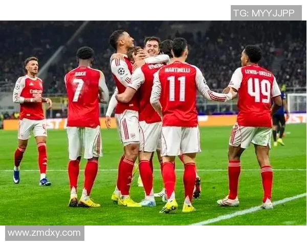 中超热刺与拜仁激战成平局乌龙球引发全场争议与热议